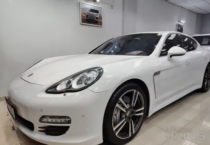 Porsche Panamera S 2013